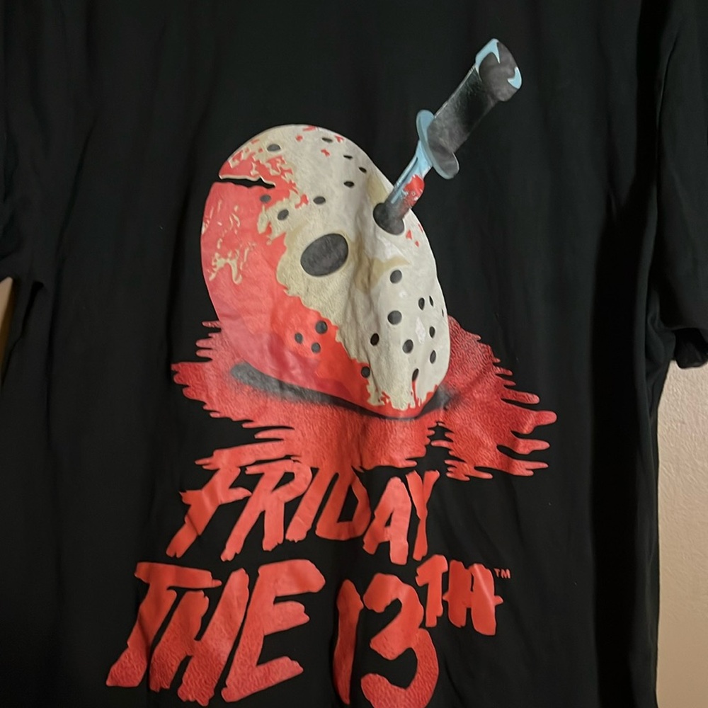 😄Friday The 13th Horror Tshirt Large